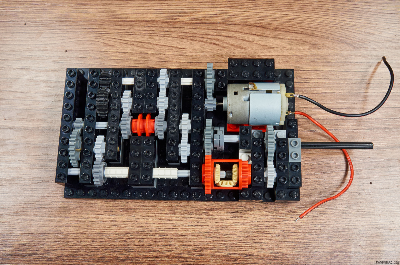 Mazda 787B из LEGO — Вторая версия коробки передач (v2.0)