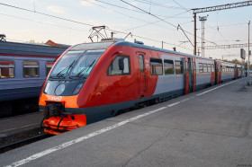 Thumbnail for «Дизельный поезд РА2-095 на вокзале Калуга-1»