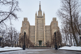 Thumbnail for «Зимний вид на Сталинскую высотку и Кудринскую площадь»