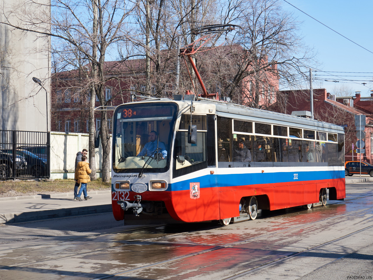 Thumbnail for «Трамвай 71-619 с полупантографом, №2132, маршрут №38»
